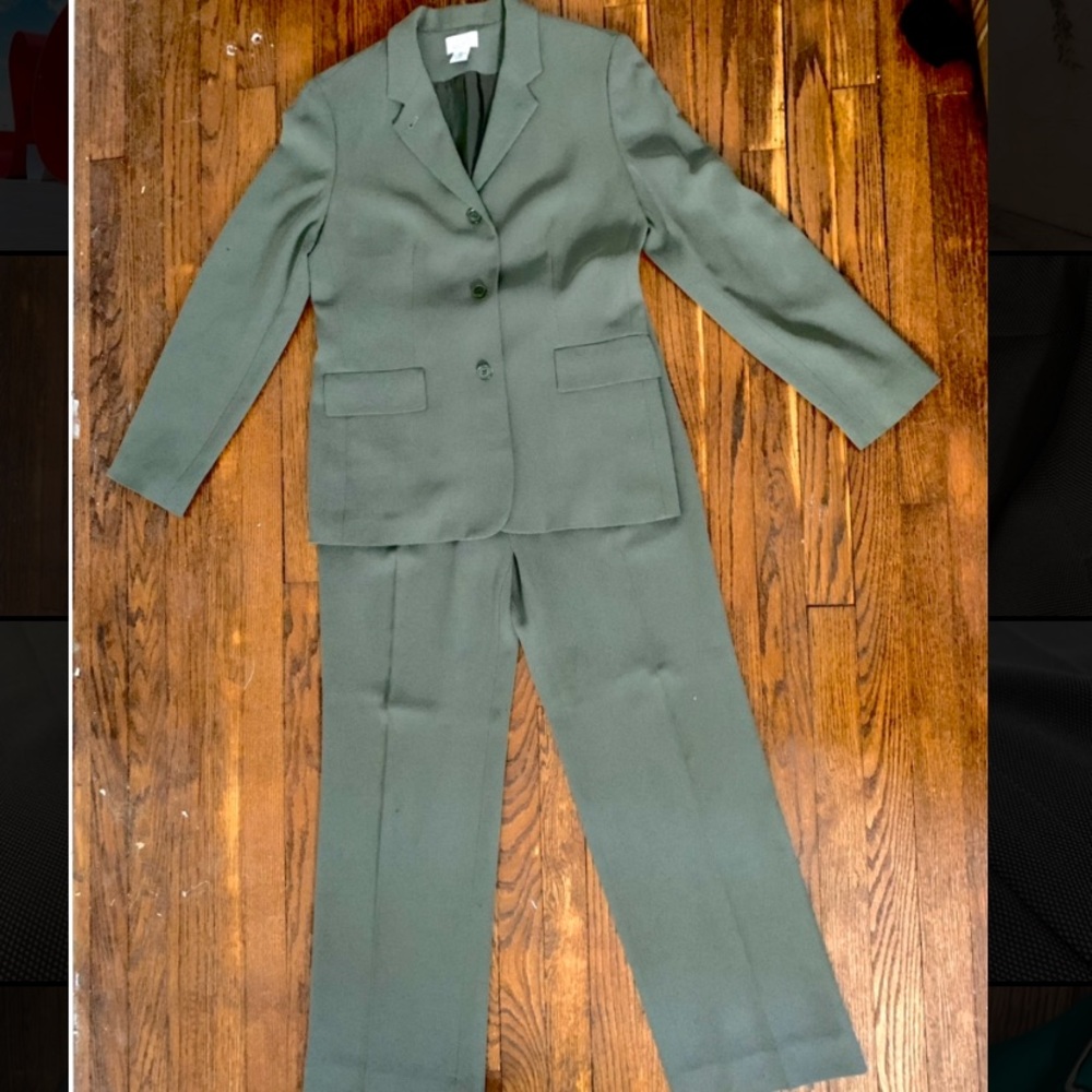LOFT straight cut suit size 10